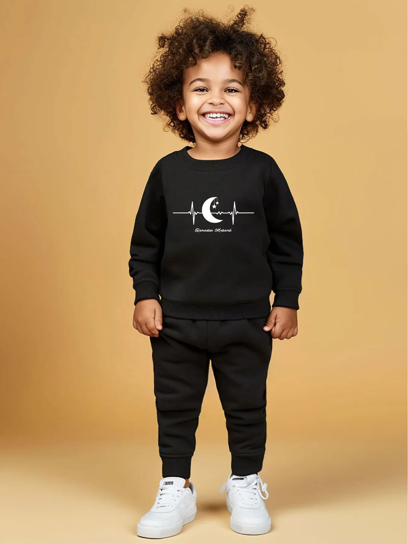 

Boys' fashionable casual autumn and winter round neck long sleeved jumpsuit, moon wave printed round neck top with pants