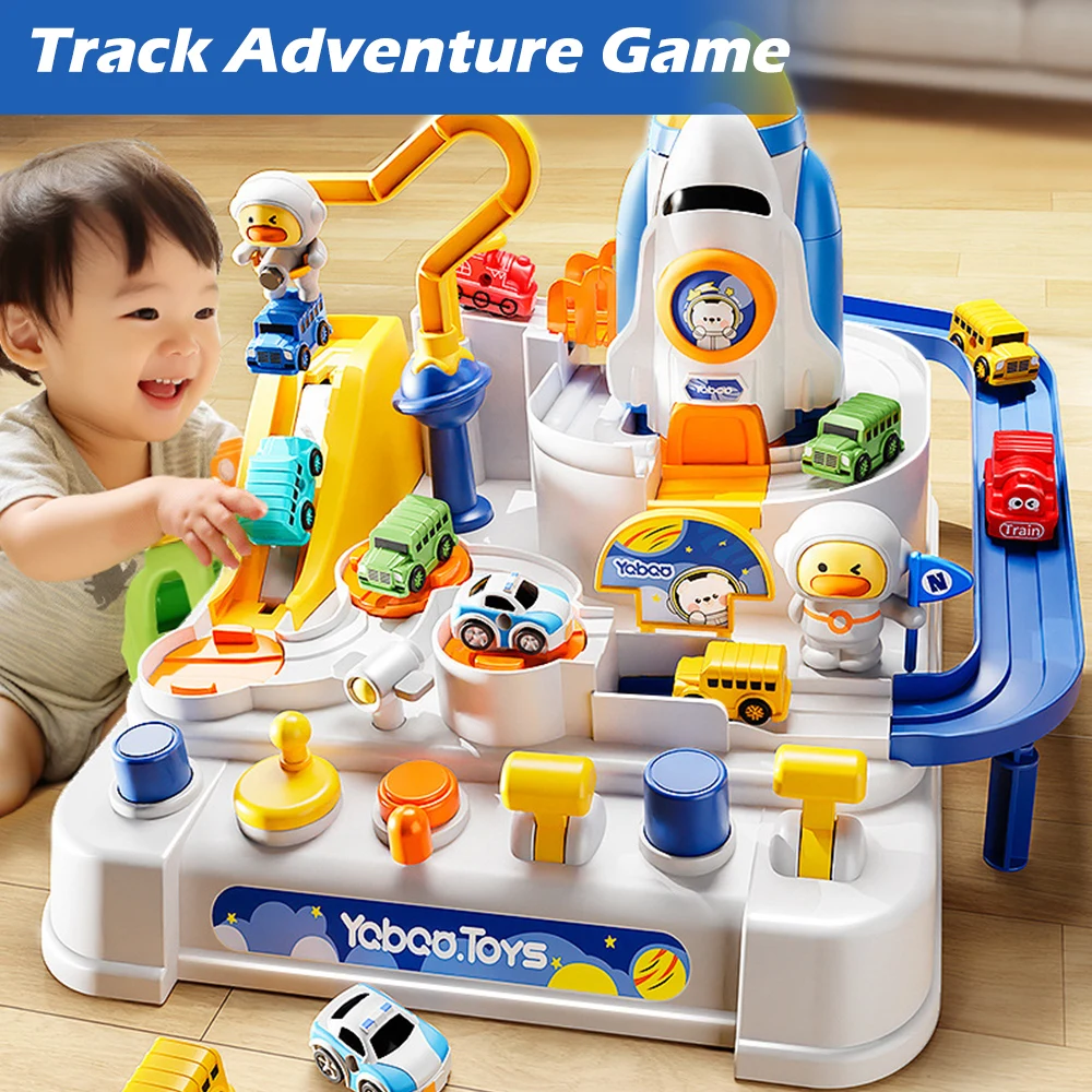 Gioco di parcheggio per auto da corsa in plastica Gioco di parcheggio per razzi spaziali Gioco di avventure Tema di animali Modello di gioco creativo Giocattoli educativi
