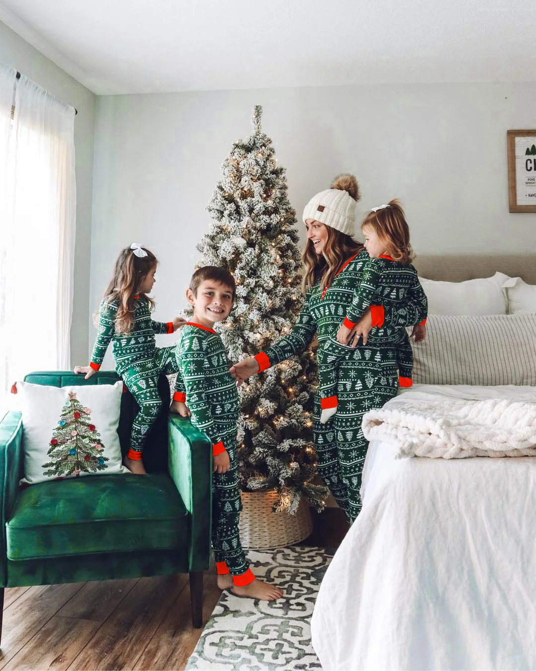 Family Christmas Matching Pajamas Set Xmas Adult Kids Mother And Daughter Father Son Sleepwear Baby Family Look Outfits Santa