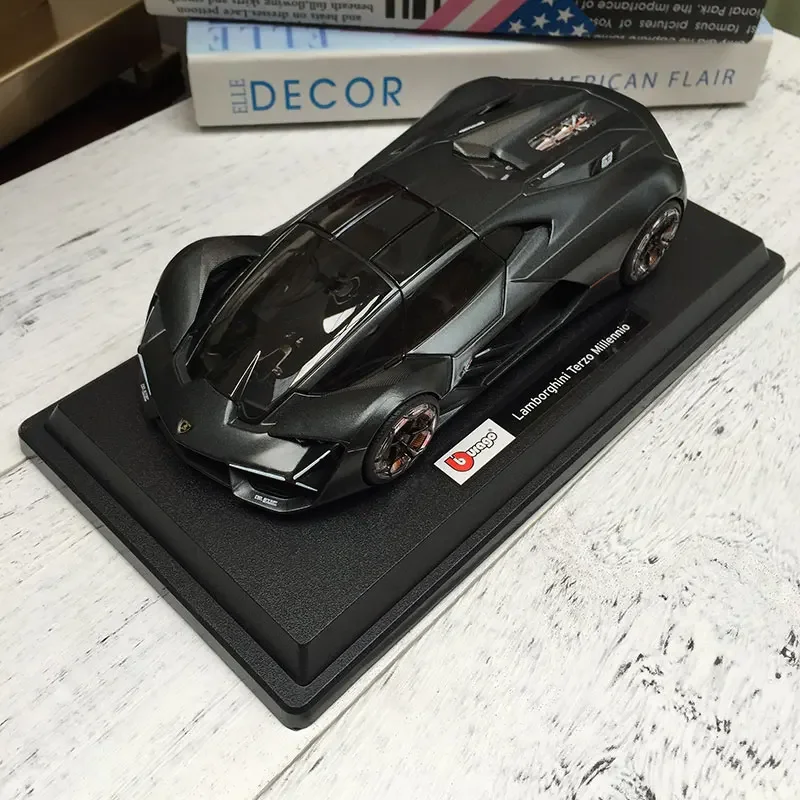 โมเดลรถอัลลอยด์สีดำ 1:24 รุ่น Terzo Millennio ของสะสมตกแต่งรถยนต์ ของเล่น ของขวัญ โมเดลหล่อขึ้นรูป