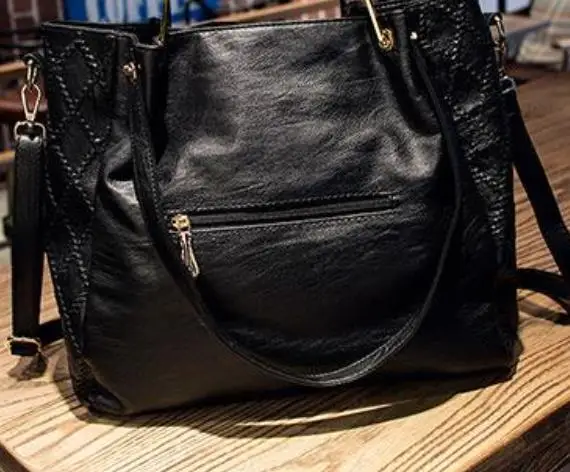 Genuine Leather Women\'s Bag 2023 New Fashion Brand Female Soft Black Rivet Handbag Large Capacity Shoulder Crossbody Tote Bag