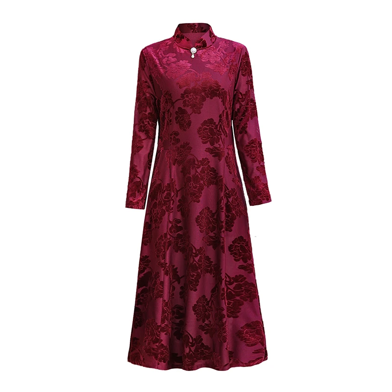 Abito lungo cheongsam in velluto dorato primaverile e autunnale Temperamento da donna Abiti da sera rossi sottili Abiti da madre in velluto