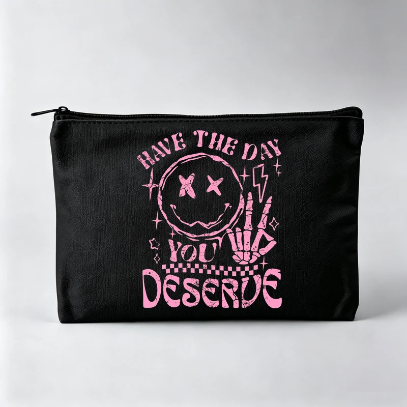 Smiley Face and Skeleton Hand Graphic Makeup Bag with Slogan Print, Casual Cosmetic Pouch for Daily Use