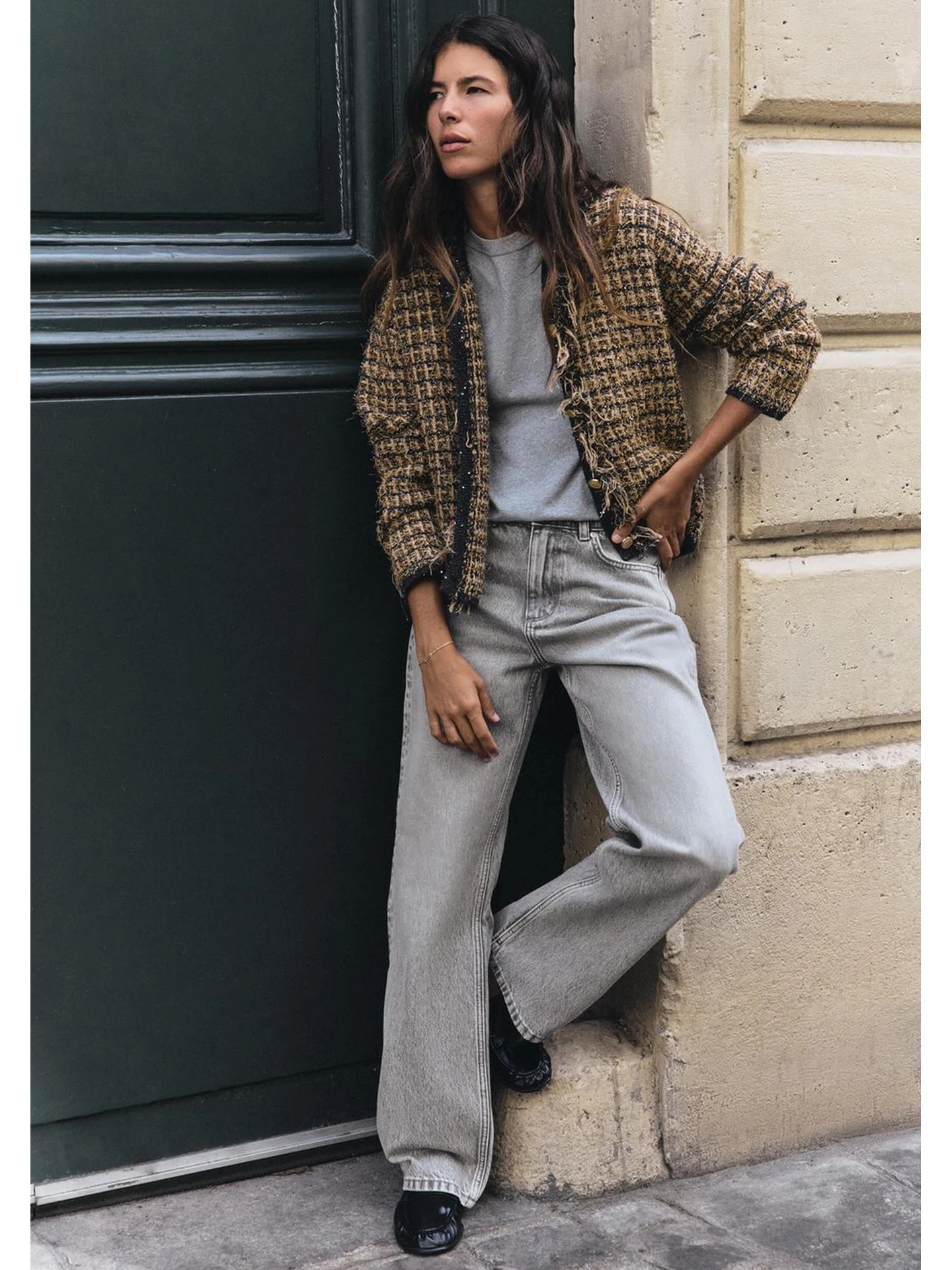 Fall New Arrival Women's Simple Long Sleeve round Neck Frayed Metal Color Knitted Jacket Short Style French Style Standard Fit