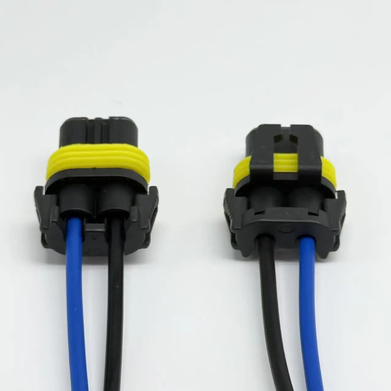 2pcs Female Adapter Wiring Harness Sockets Wire Connector 9005 9006 for Headlight Fog Lights