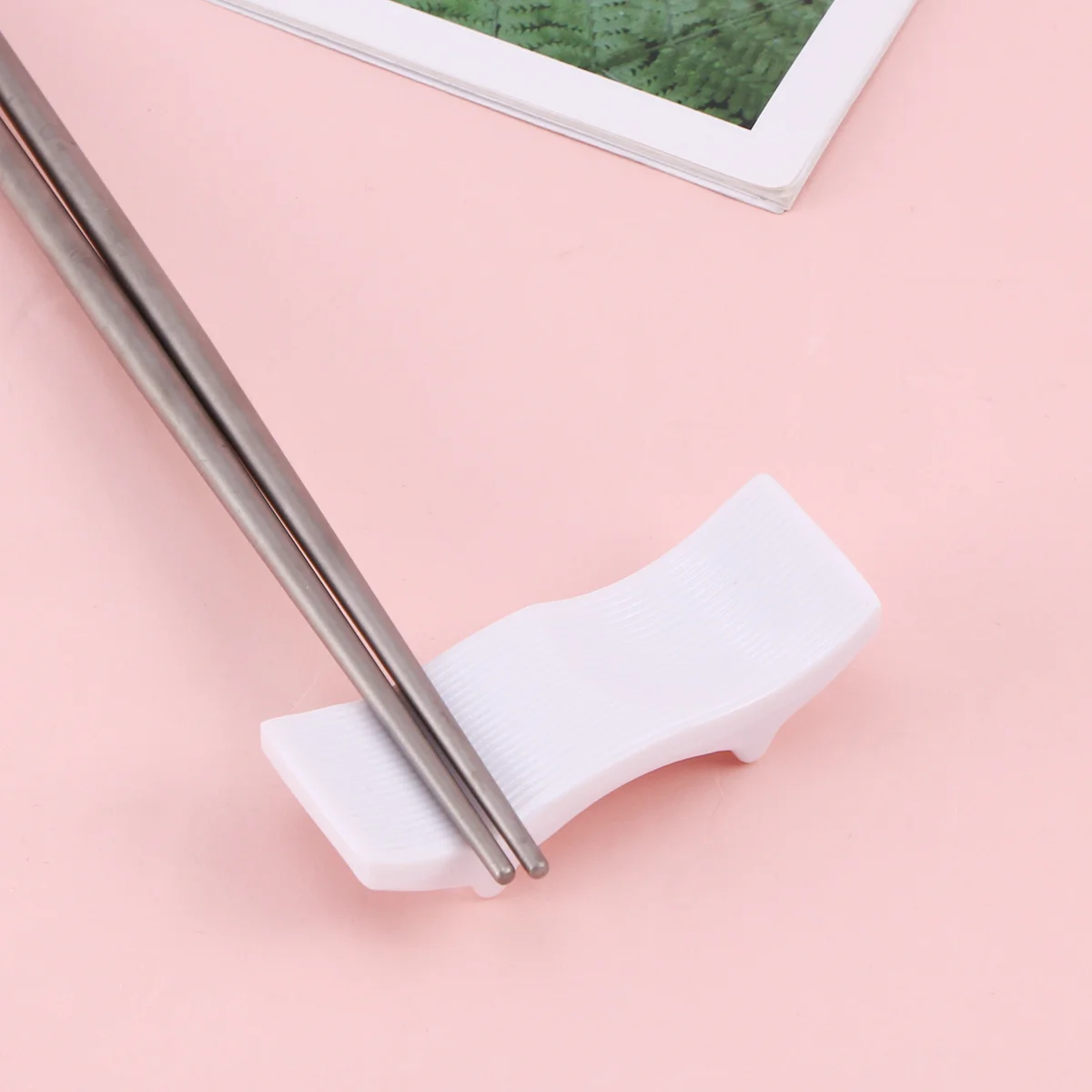 

5Pcs Chopstick Rack Imitation Porcelain Heat Resistant Spoon Holder for Kitchen Dining Chopstick Rest Spoon Holder