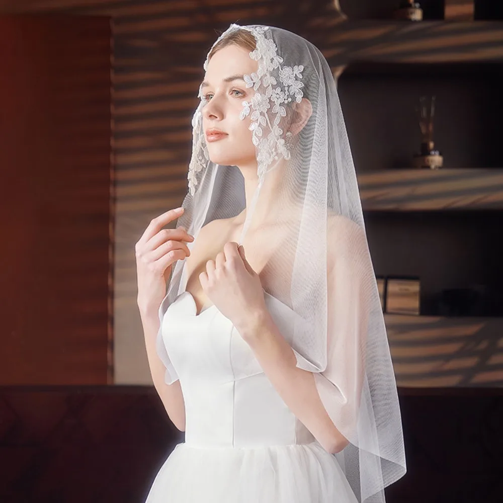 Short White Wedding Veils Velos De Novia Lace Appliques Bridal Gowns Photography Wedding Party Decorations