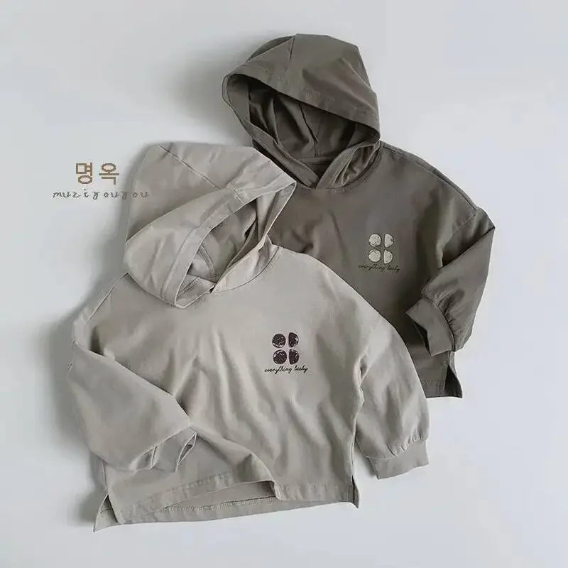 

Весенне-осенние детские толстовки с капюшоном для мальчиков от 1 до 8 лет, хлопковые пуловеры с капюшоном и надписью, корейские топы, одежда для малышей, детская одежда, новинка