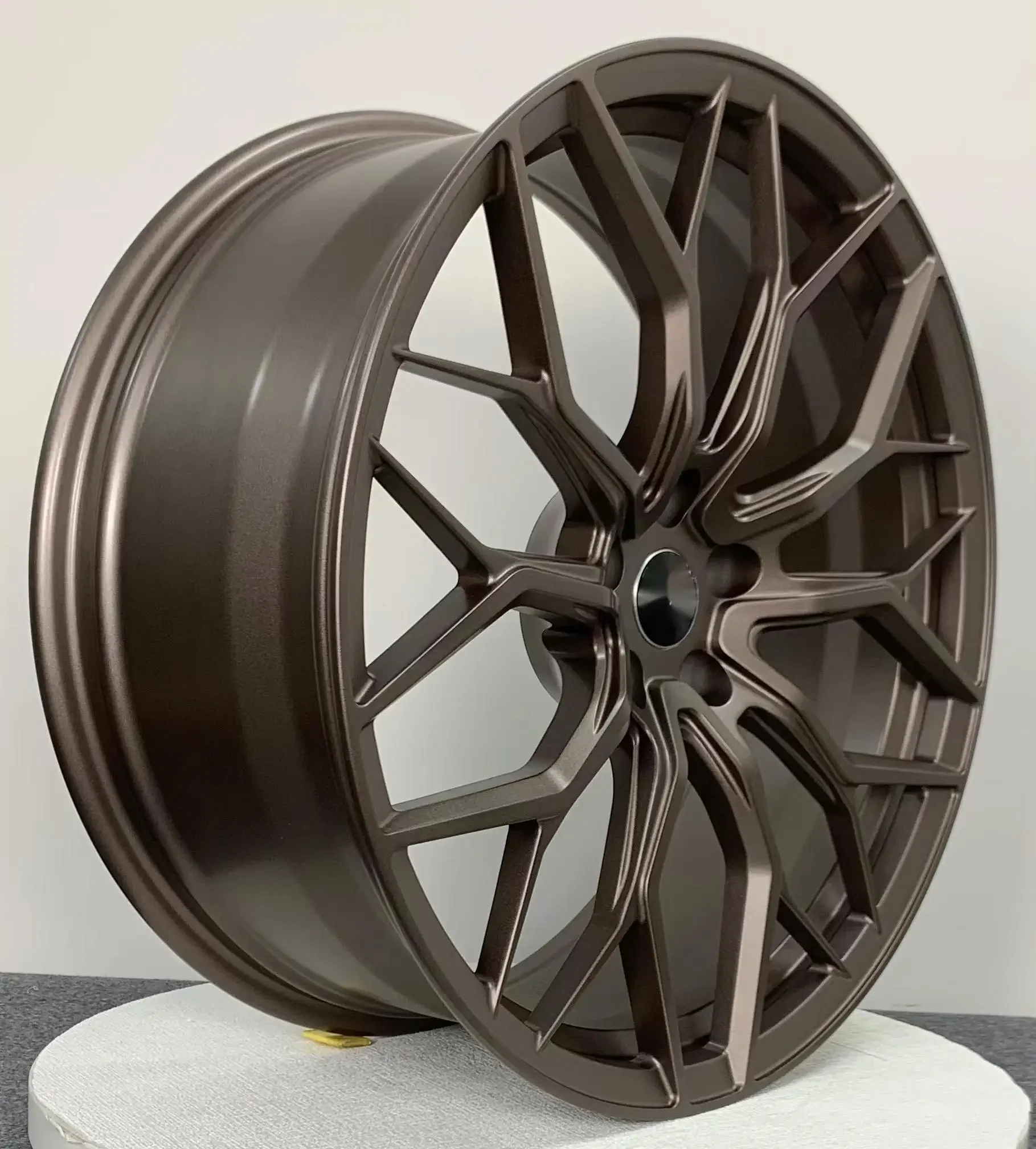 High-Performance Matte Bronze Forged Aluminium Sport Rims Multi-Spoke Car Alloy Wheels for 16 17 18 19 Cars New Condition