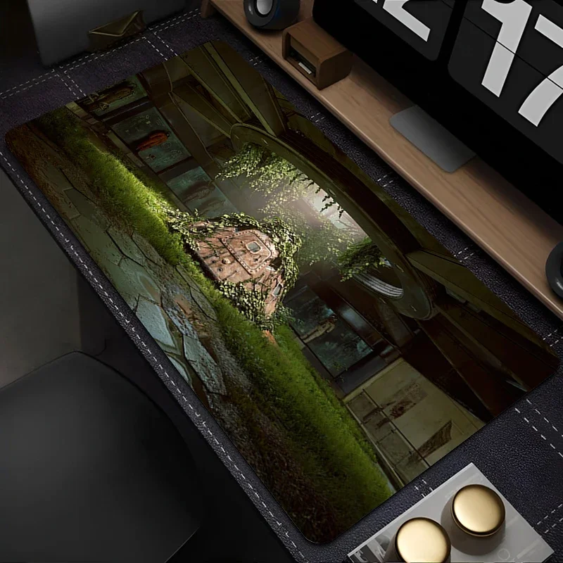 لوحة ماوس أنيمي أبيض وأسود ممتدة لوحة ماوس كمبيوتر محمول The Last Of Us 2 Gamer سطح المكتب ماوس حصيرة ألعاب الكمبيوتر لوحة المفاتيح الإرهابية
