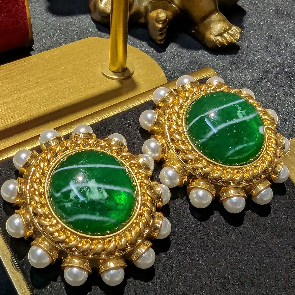 French retro green glazed elegant court style inlaid with pearl earrings