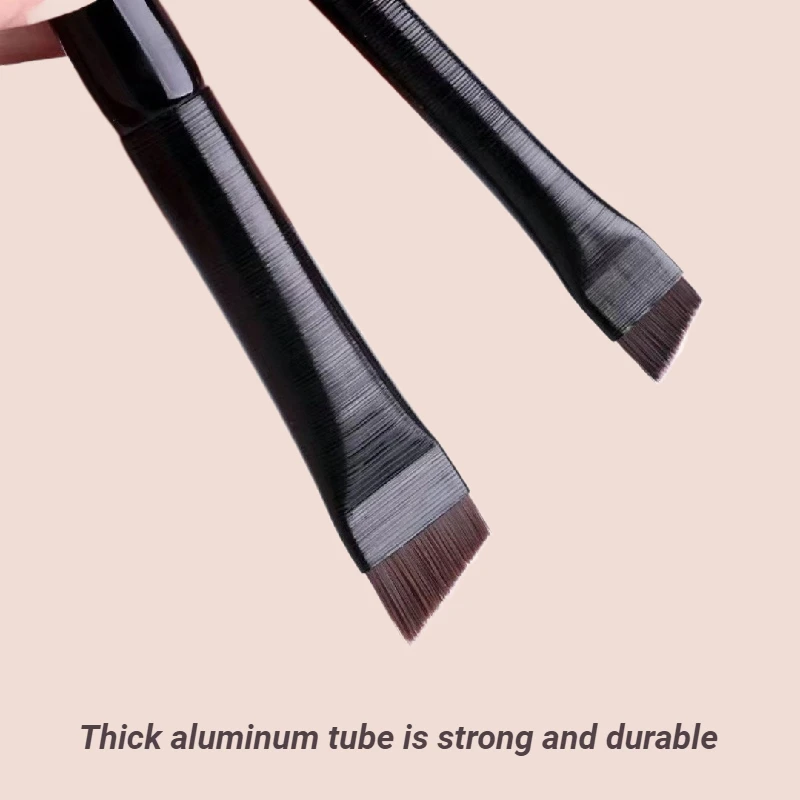 Pincel delineador de ojos, herramienta de belleza, ángulo fino