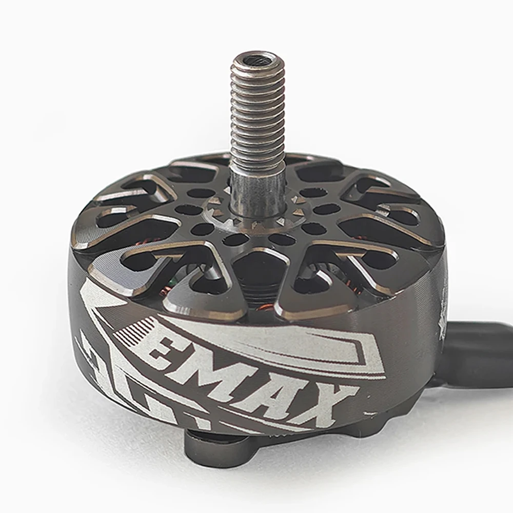 EMAX ECOIII 2207 1700KV/ 1900KV/ 2400KV 3-6S Brushless Motor Compatible 5-5.5inch Propellers for 5inch RC FPV Racing Drone thumbnail 3