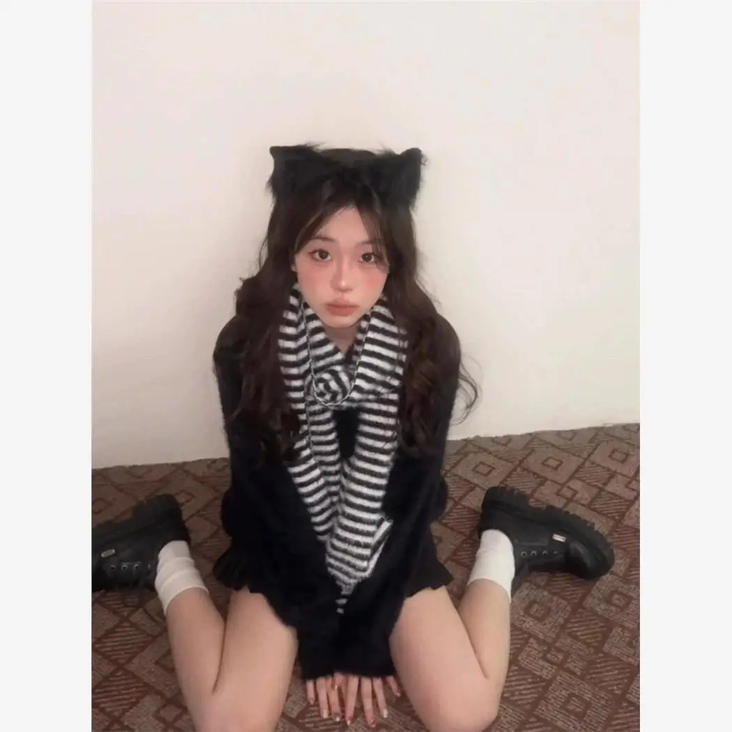 Soft Faux Fur Knitted Sweater Loose V-Ne Women's Autumn Winter Retro Punk Skull Pattern Comfortable Y2K Lazy Sle Top