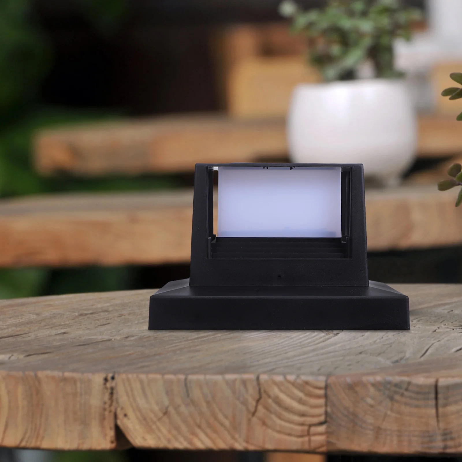 

Solar Powered Outdoor Post Light Fixture Waterproof Modern Column Lamp for Garden Fence Decorative Lighting Outdoor Column Lamp