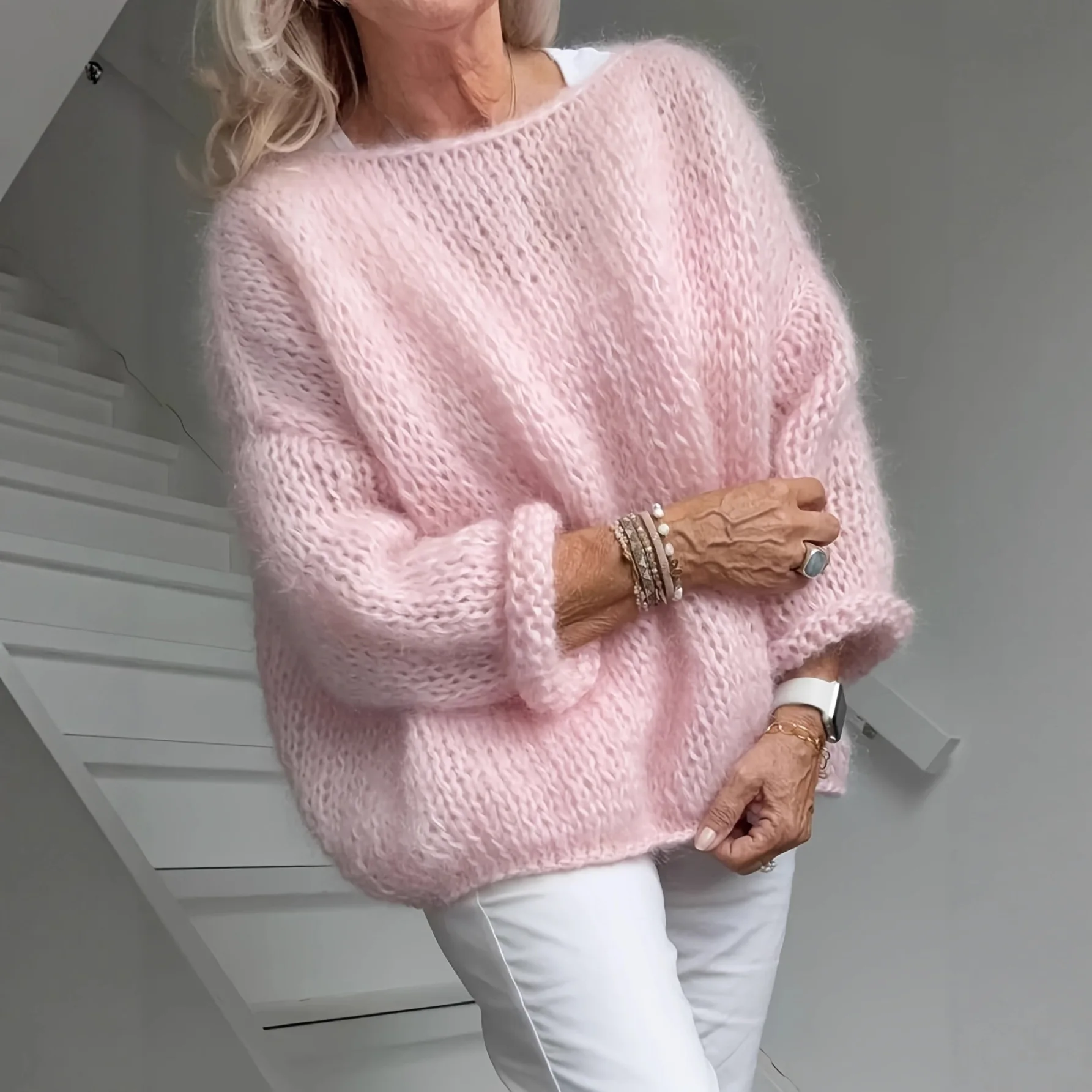 Damen Pullover im Mohair-Stil mit Rundhalsausschnitt und Lockerem Strickmuster