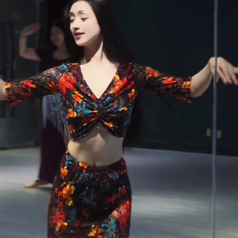 Set di costumi di danza del ventre personalizzati Abito da lezione di performance Abiti da pratica sexy Gonna a coda di pesce in pizzo nero Principiante