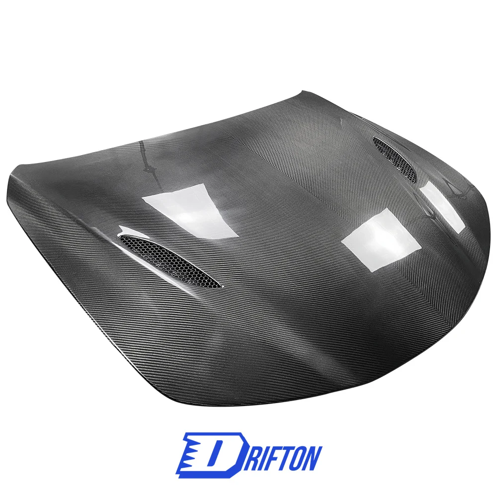 

[free ship] Quad Style Dry Carbon Fiber Hood For Alfa Romeo Giulia Quadrifoglio