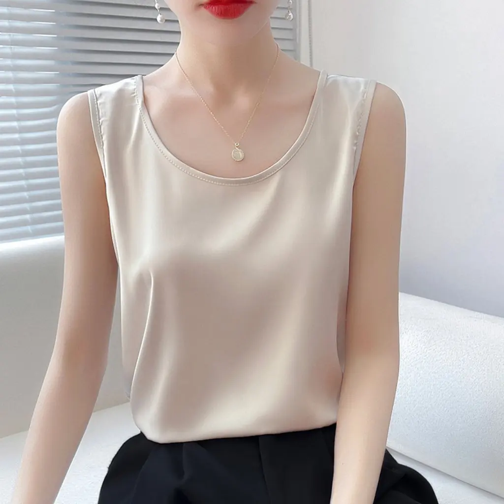 

Silk Camisole Women's round Neck Sleeveless Top Loose Fit Summer Outer Wear Silk Bottoming Shirt Small Suit