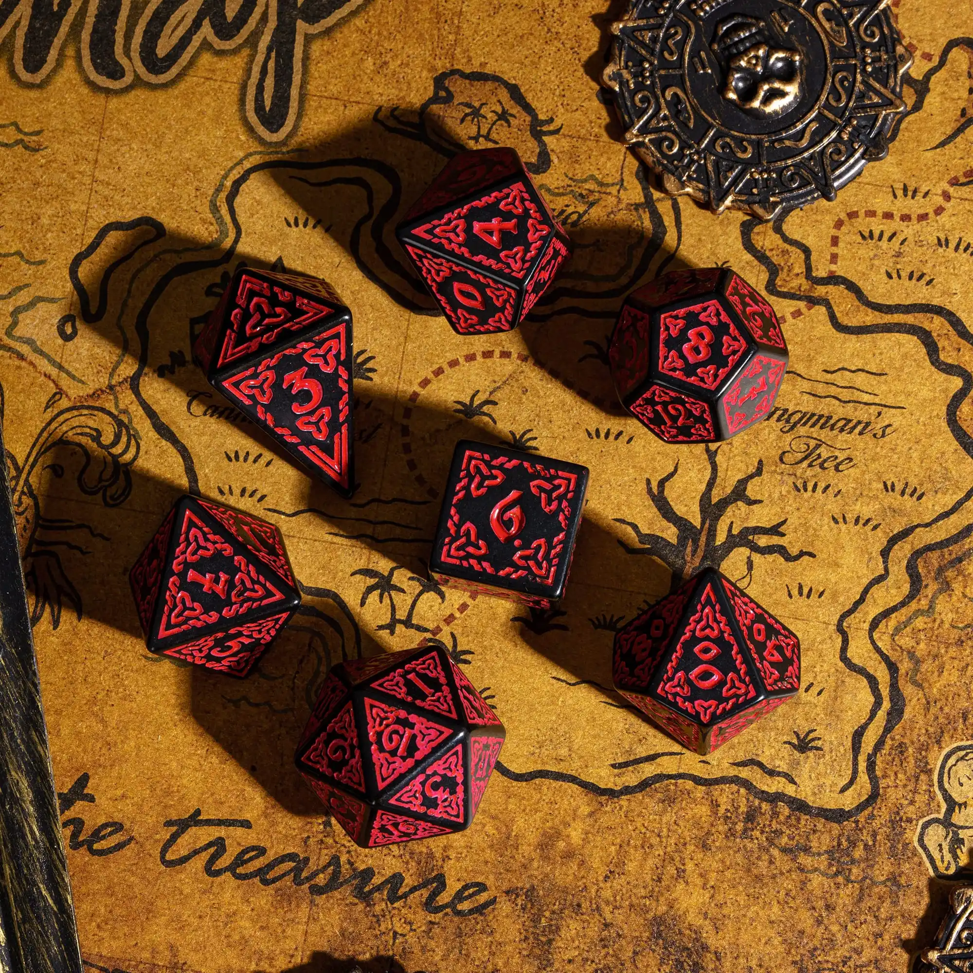 DND Celtic Knot Dice with Unique D4 7Pcs/Set New Pattern D4- D20 Polyhedral Dice for Role Playing Board Game D&D Tabletop Games