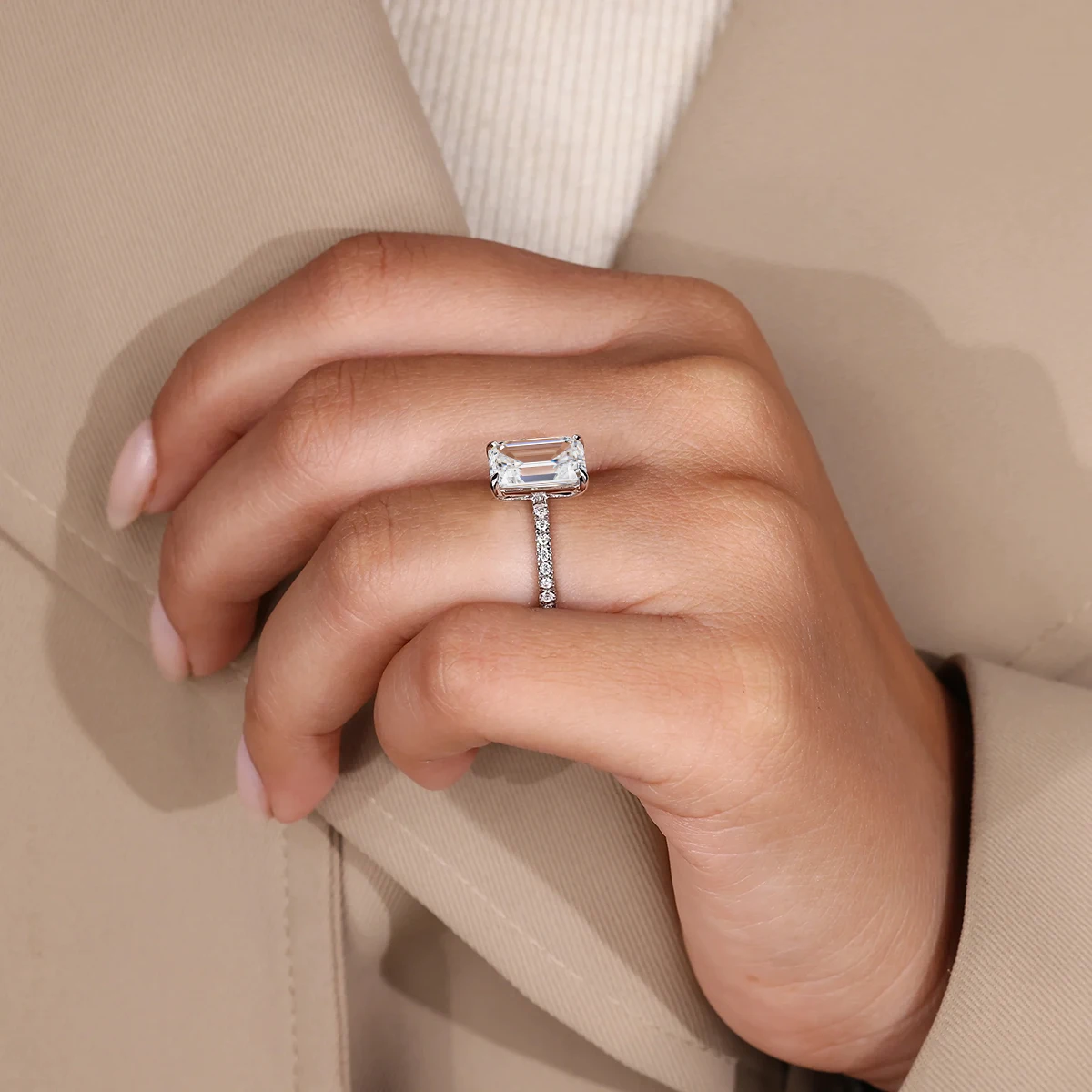 Klassische 3-Karat-Moissanit-Ringe im Smaragdschliff für Damen, D-Farbe, VVS1, echtes 925er Sterlingsilber, Verlobungs-, Hochzeits- und Party-Schmuck. – Detail 5
