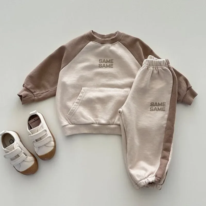 

2024 Spring Girl Baby Print Letter Sweatshirt Set Boys Autumn Cotton Casual Long Sleeve Tops+Pants 2pcs Kids Patchwork Tracksuit