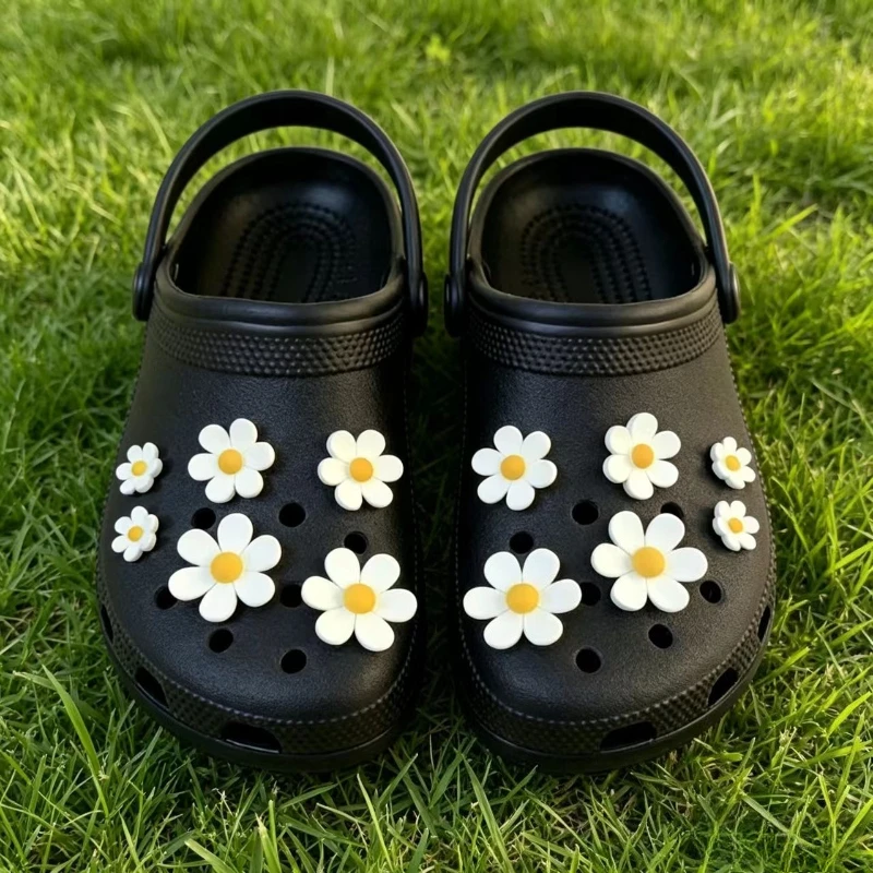 Sweet Cute Girly Charms White Daisy Sunflower Combination Shoe Jewelry All-match Flower Shoe Charms for Hole Shoes Hot Sale