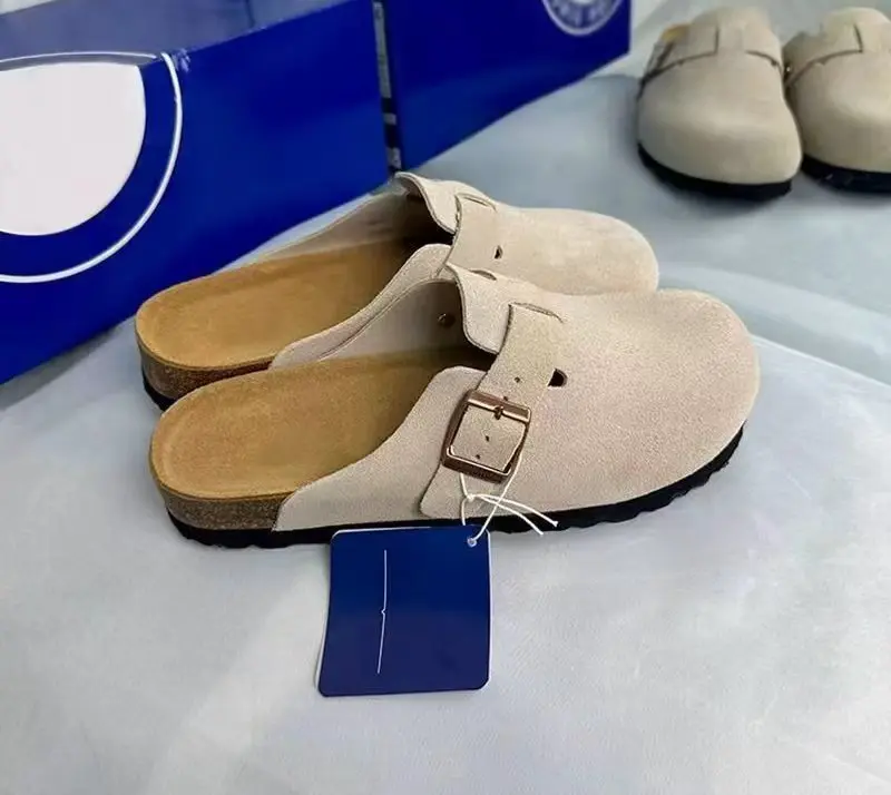 סנדלי קרוקס מעור אופנתיים חדשים לשנת 2026, כפכפי פלטפורמה לגברים, נעלי חוף נוחות בסגנון רטרו, נגד החלקה, עם קופסה.