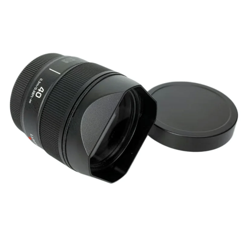 Quadratische Gegenlichtblende aus Metall mit Blendenkappe für Panasonic LUMIX S 40mm F2 L Mount – Detail 2