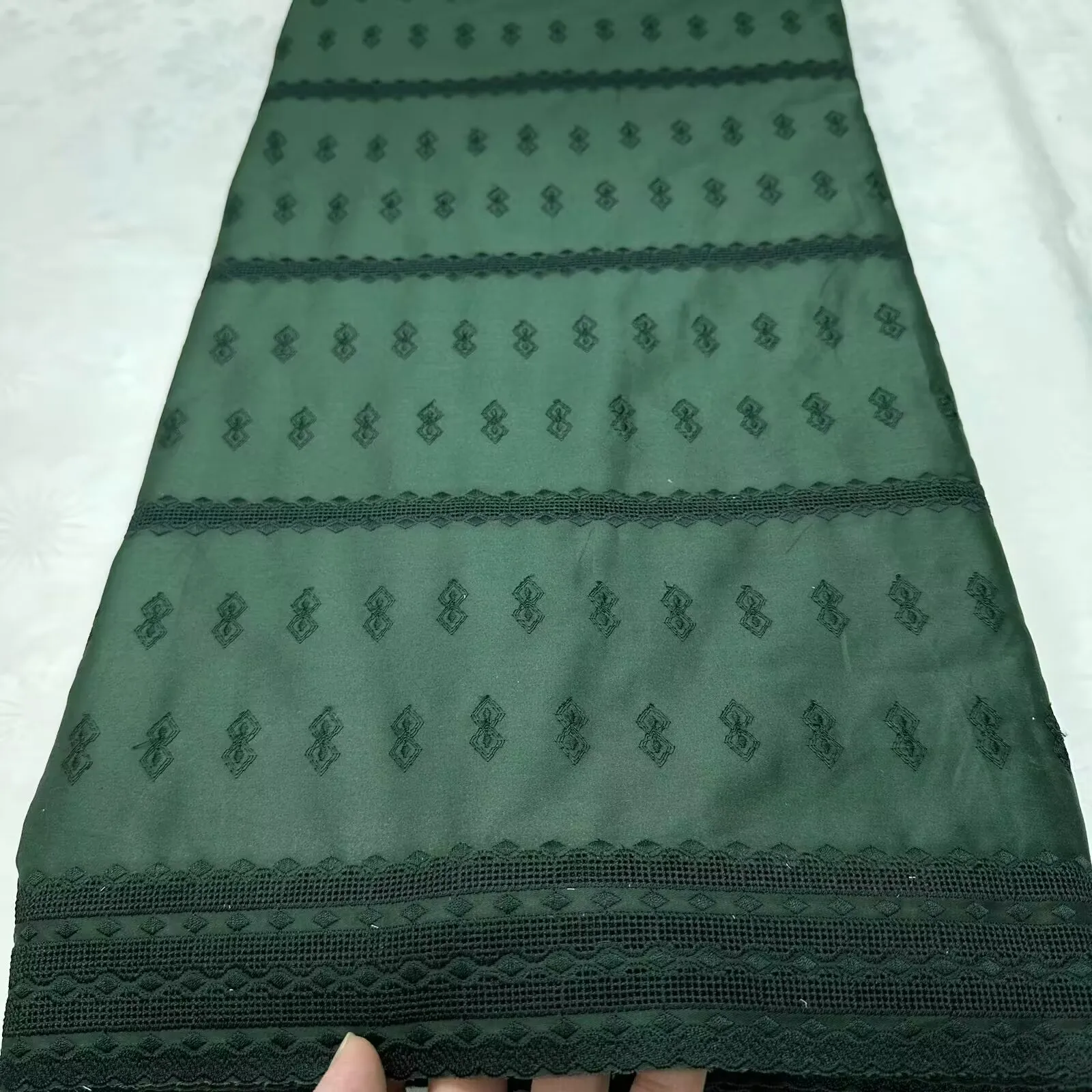 High End African Nigerian France Satin Menswear Swiss Polish Lace Fabric 2025 Hot Sale for Groom Wedding Party Sewing Dresses