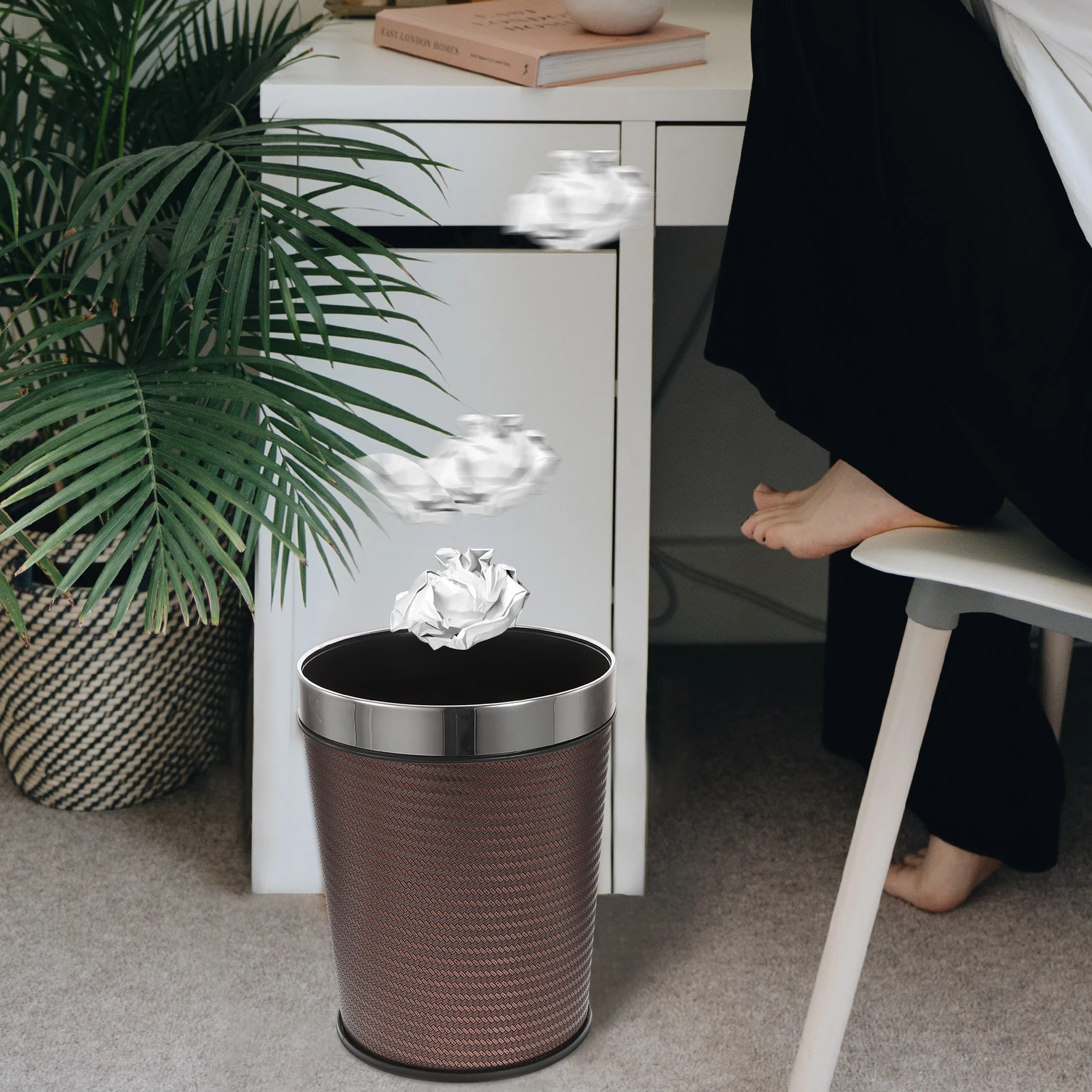 

Retro Trash Can Plastic Large Capacity Kitchen Bathroom Office Garbage Bucket Waste Paper Container Vintage