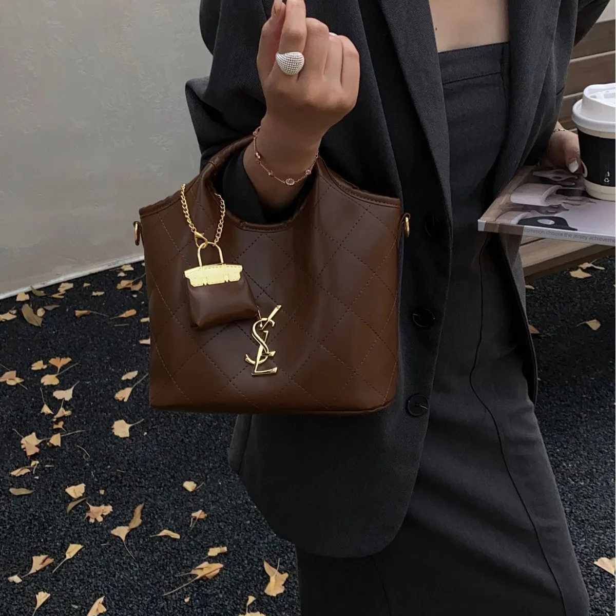 Luxury Chain Strap Bag with Detachable Charm, Designer Inspired Shoulder & Crossbody Purse for Women, Trendy Versatile Handbag