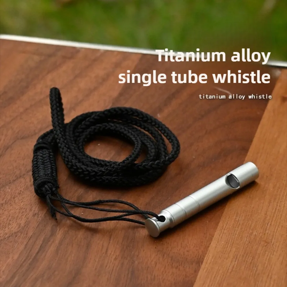 صفارة إنقاذ خارجية خفيفة الوزن ومدمجة من سبائك التيتانيوم مناسبة لتسلق الجبال وتدريبات السلامة #3