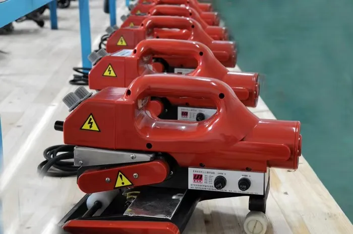 High Quality Automatic Geomembrane Welding Machine Plastic Welder GW800 for Welding 0.2-1.5mm Membrane