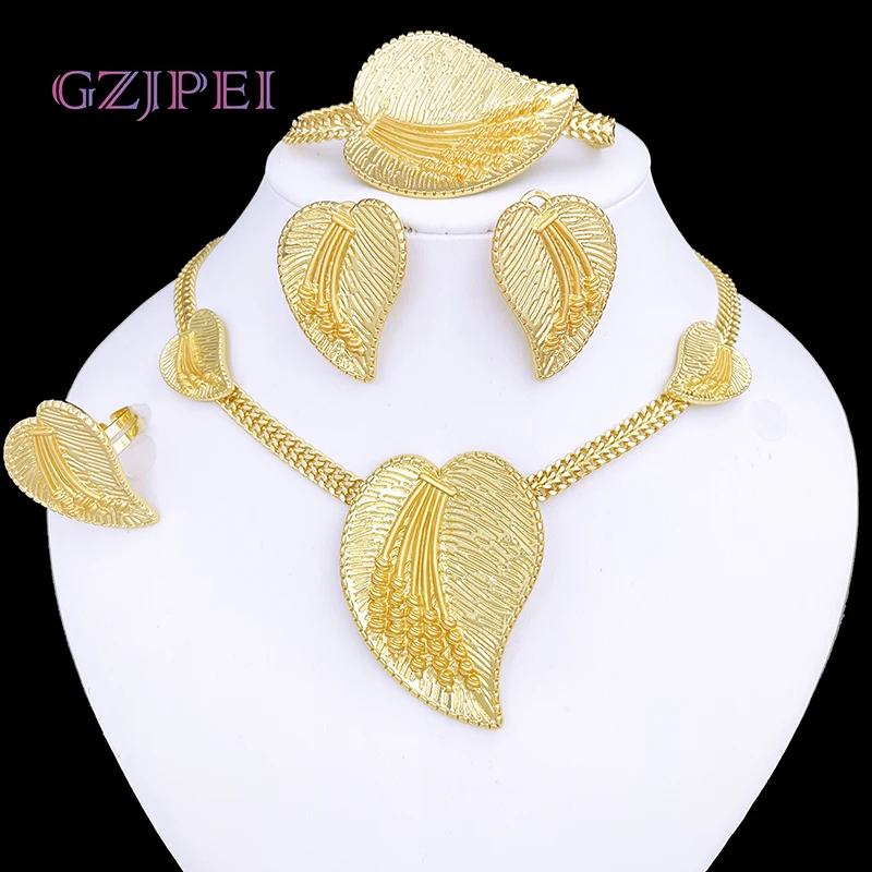 

4 шт., модные серьги, кольцо и браслет