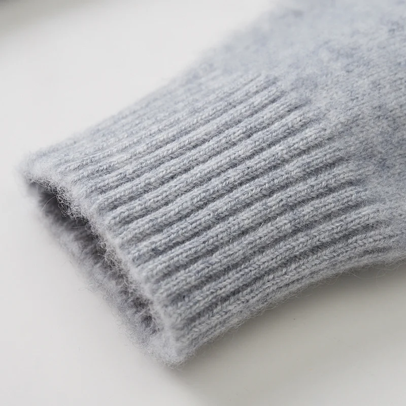 Autumn and Winter Woolen Sweater Men's New High Collar Thickened Inner Undercover Knitted Men's Top