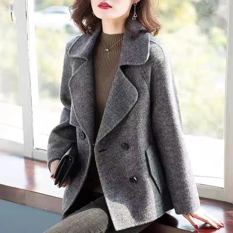 

Fashion Women's Woolen Short Coat Autumn and Winter 2024 Middle-aged Mother's New Coat Solid All-match Double-breasted Suit Top