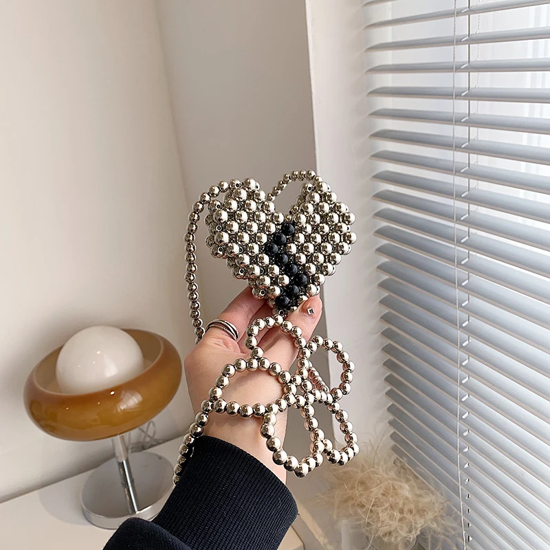 Women Fashion Hand-Beaded Braided Crossbody Bag Mini Heart-shaped Silver Beaded Bag Evening Party Coin Purse Female 2022