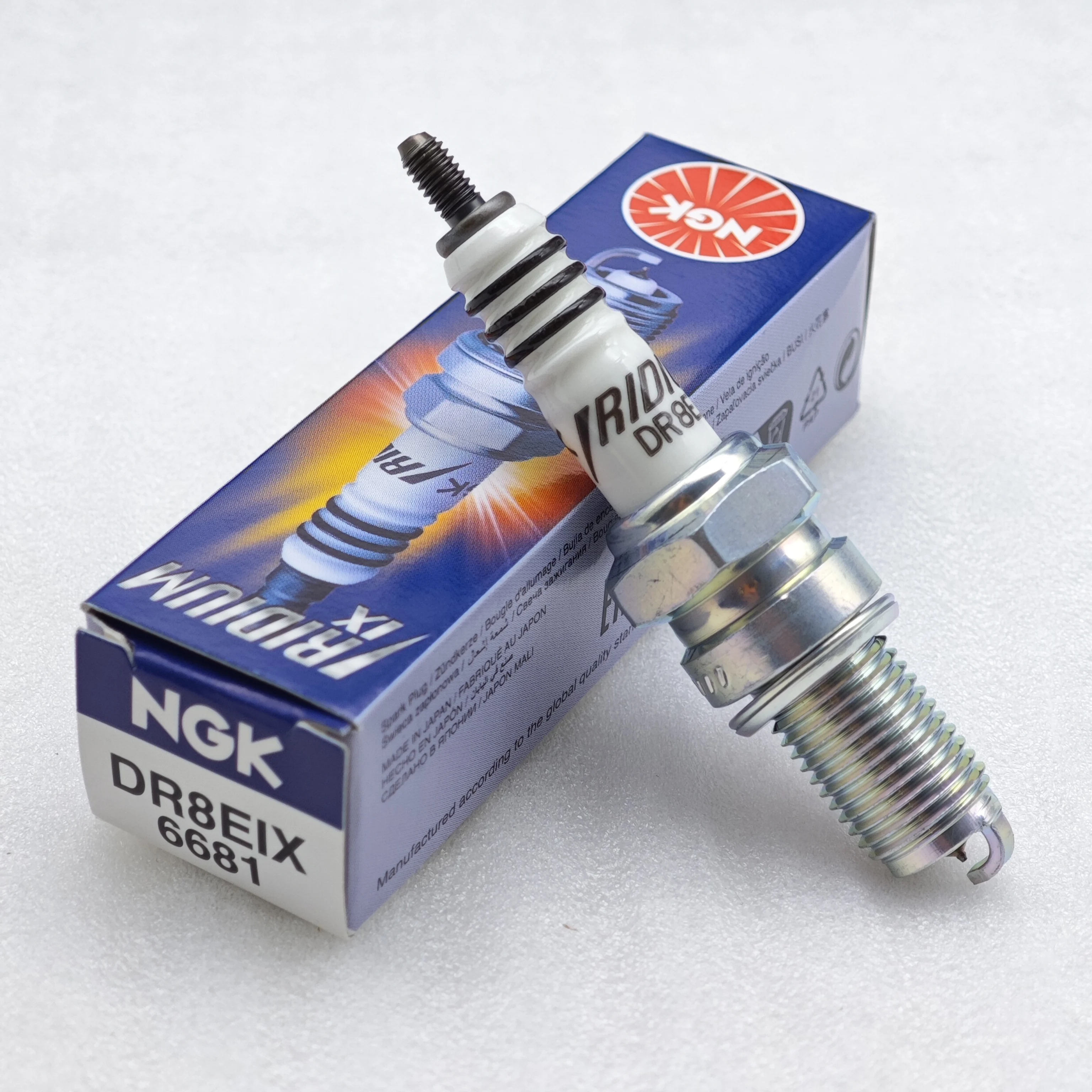 1pcs NGK Iridium Spark Plug DR8EIX 6681 Upgrade D8EA DR8EA