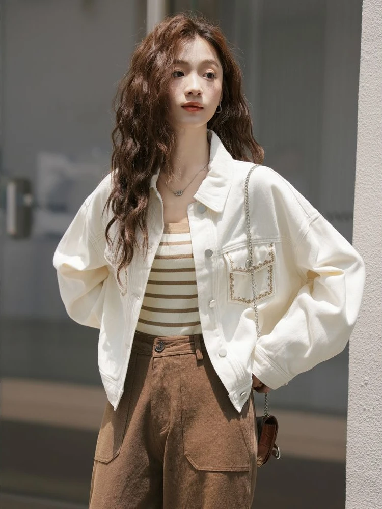 

Vintage Hong Kong Style Denim Jacket for Women 2025 Short Mini Fashionable Embroidered Outerwear Cute Autumn Streetwear Top
