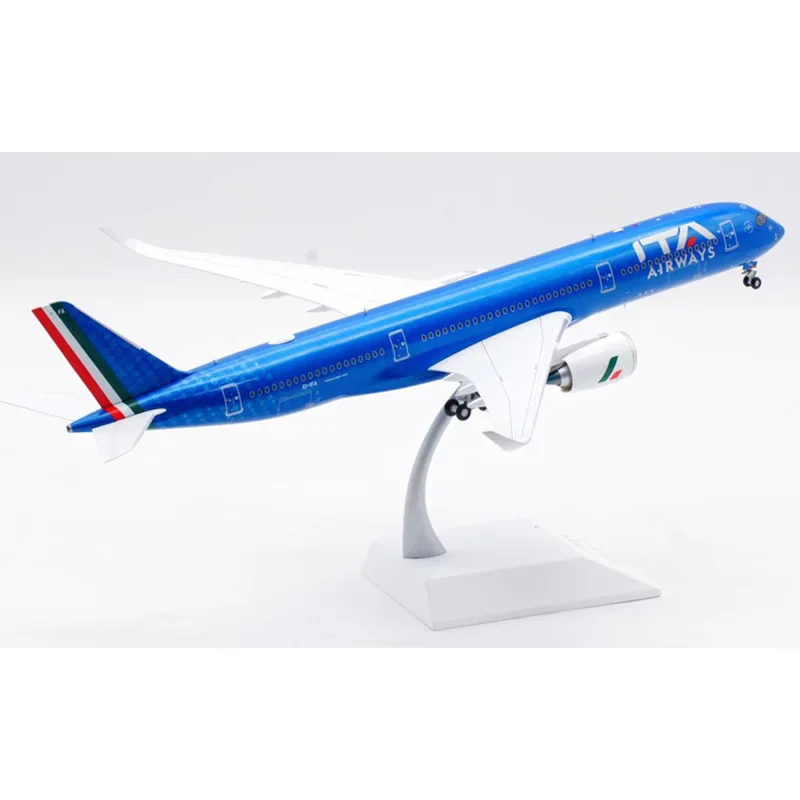 1:200 Scale Italy A350-900 EI-IFA Alloy Airplane Model Commemorative Display Ornament Toy Collection Gift