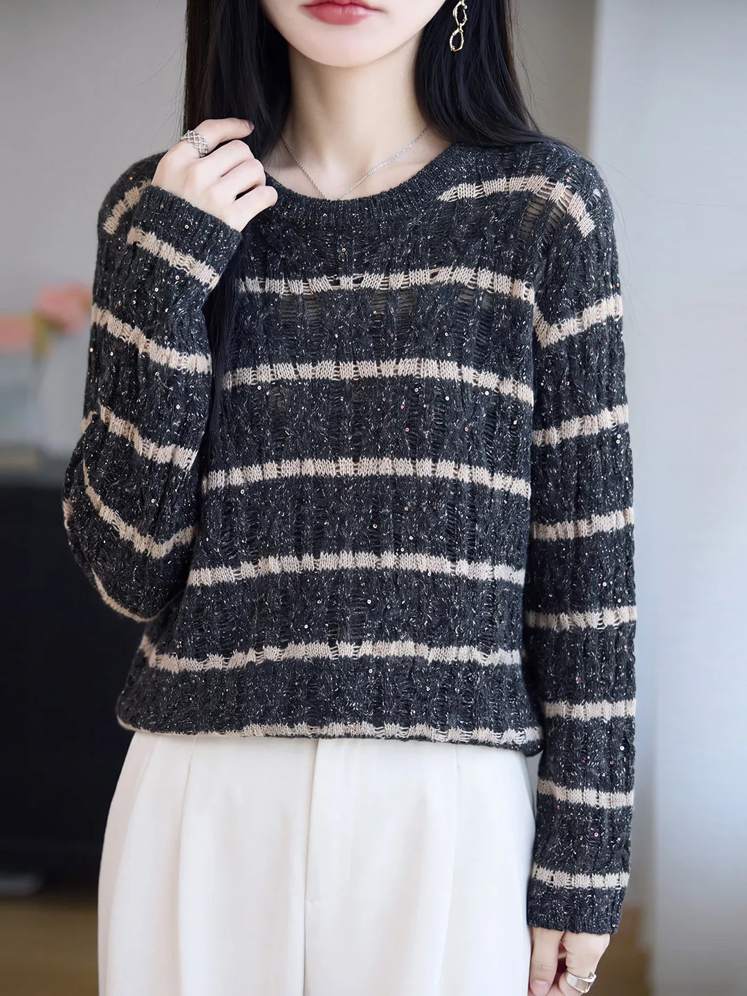 Retro Striped Color Block Long Sleeve Knitted Sweater Women's Loose Fashionable Base Layer Warm Autumn Wear Neutral Style