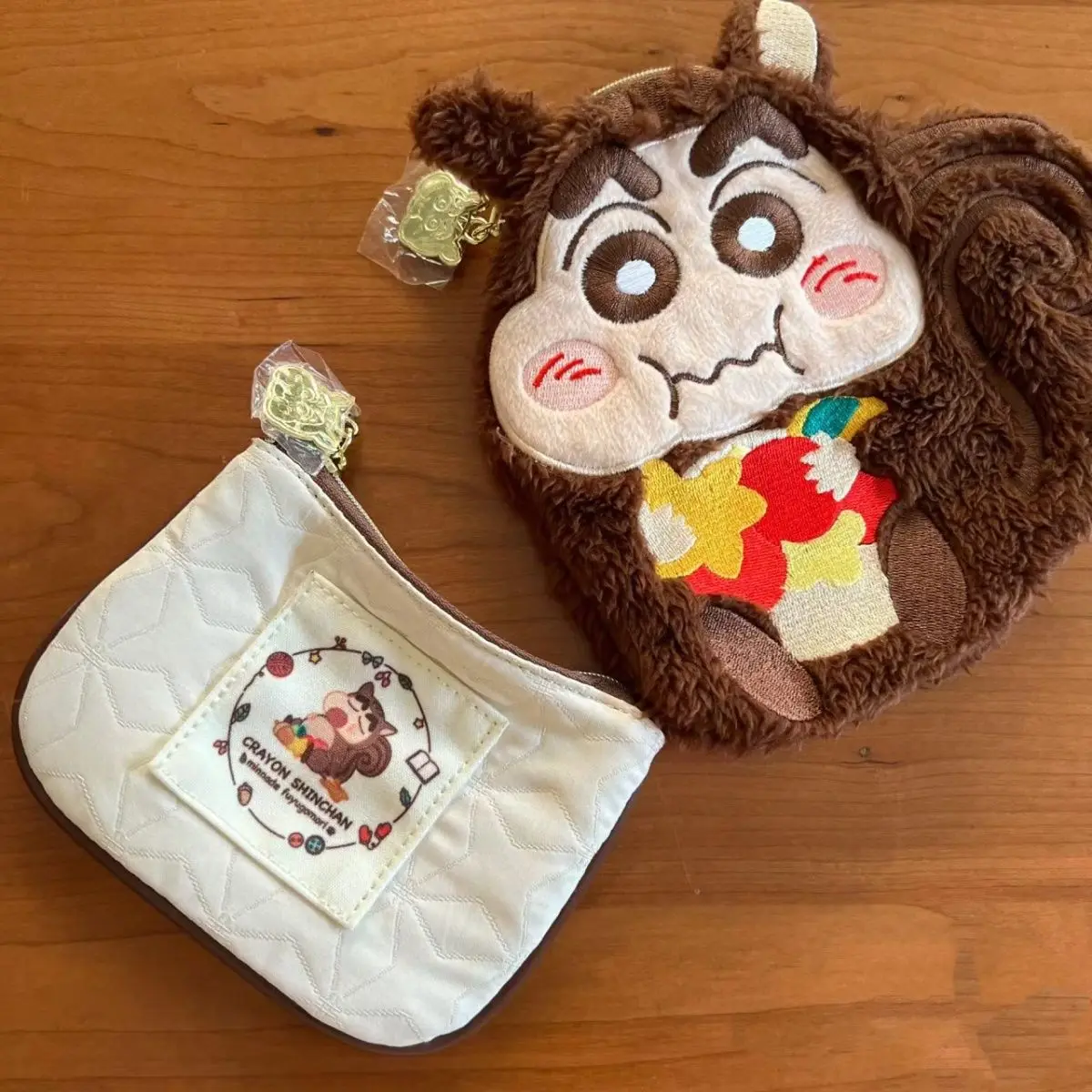 

Crayon Shin Chan мультяшная белка вышитая плюшевая сумка для хранения женская сумка Портативная маленькая сумка для хранения игрушка подарок для девочки