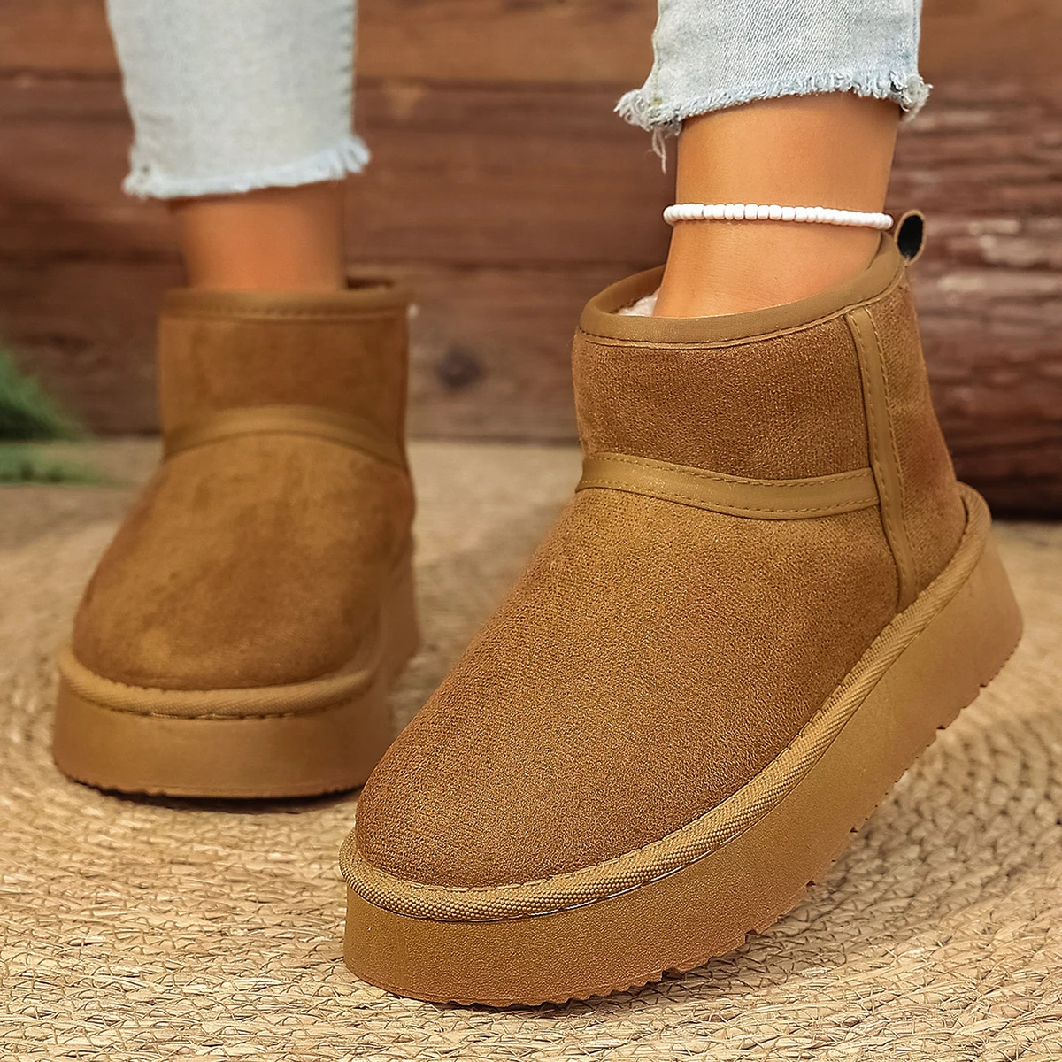 Nuevas botas de invierno con punta redonda y suela gruesa de terciopelo para no esquiar, botas informales elegantes y bonitas a la moda para caminar para mujer