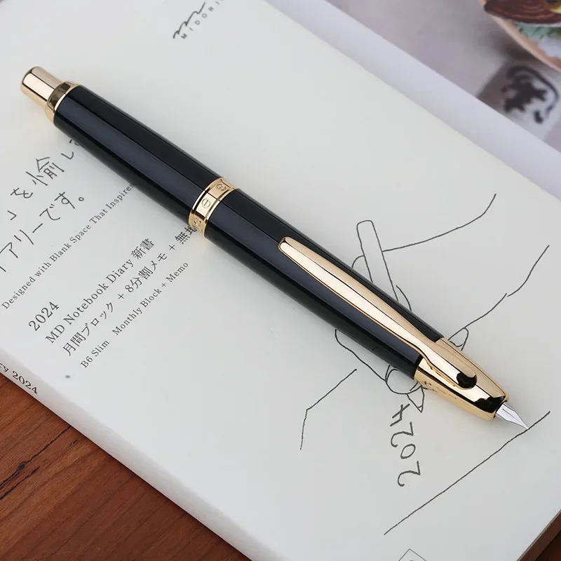 

Majohn A1 Press Fountain Pen 2024 Baking Paint New Color Calligraphy Practice Writing Ink Pen F Nib Black\golden Clip Stationery