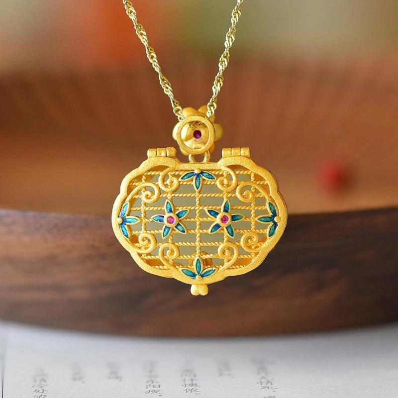 Ancient gold craft inlaid ancient rhyme hollow flower necklace natural Hetian jade pendant jewelry can open the Gawu box