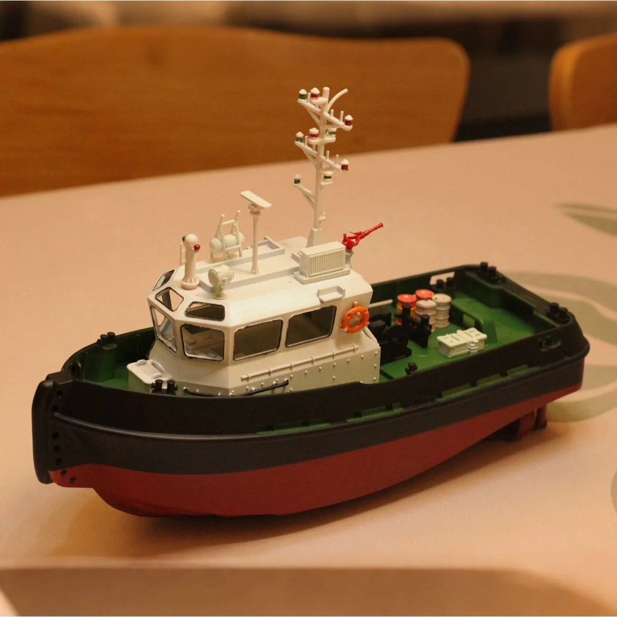1/72 RC Boat 23cm Dual-motor Driven Damenstan 1606 Remote Control Tugboat Richly Detailed RC Schiffe Model Kit Ship Toy