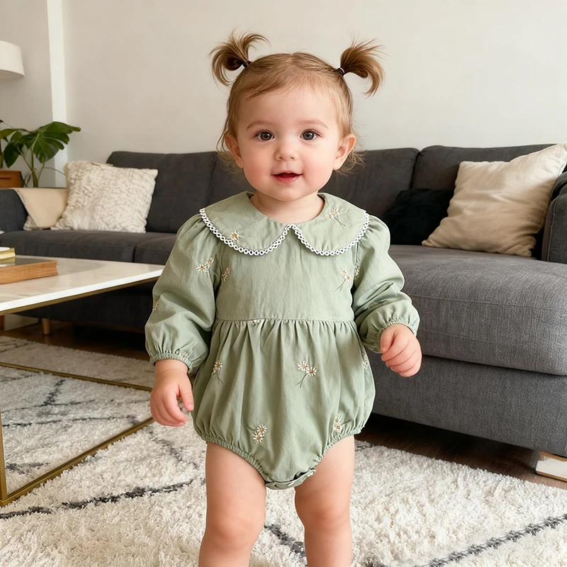 

Новый осенний боди с лацканами для новорожденных девочек, хлопковый костюм с длинными рукавами и вышивкой в корейском стиле, одежда для маленьких девочек 0-24 месяцев