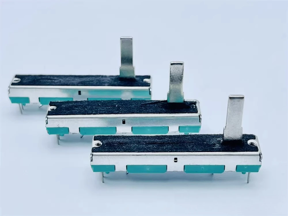 High quality doublefor b10kb50k straight slide 45 electric slotter pioneer fader mixer volume adjustment shaft length 15mm 50pcs