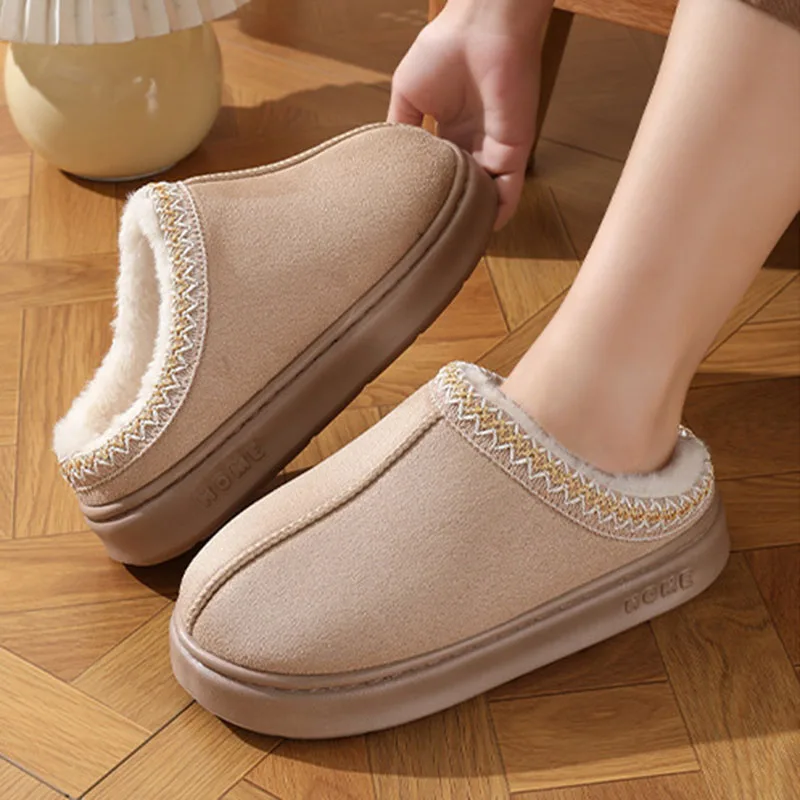 Thick Bottom Plush Slippers for Women Home Soft Platform Winter Couple Cotton Shoes 2025 Closed Toe Non-Slip Warm Indoor Slides